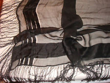 Ancien châle en soie, carré 163 cm, franges, époque fin XIXème.