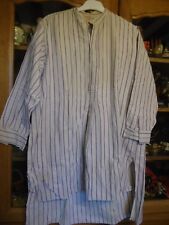 Ancienne grande chemise de nuit homme ? N° Le 1.000.000"
